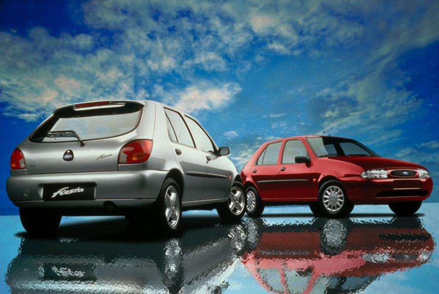  Ford Fiesta 1996 года  (фото 40 из 53)